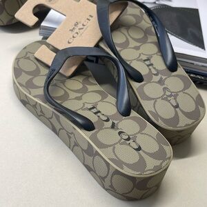 (new+tag) Coach signature monogram sandals wedges brown  size 8 and 9